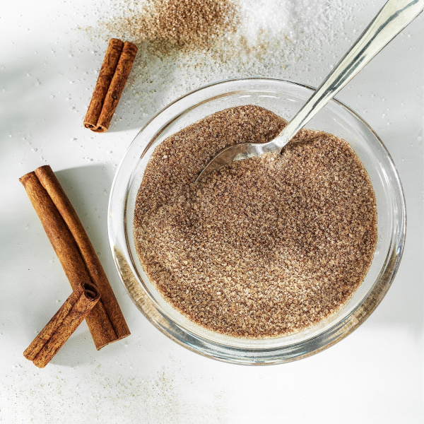 10577157 Ароматическая свеча в стакане, Корица и сахар, красный, 45 часов