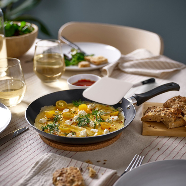 40581153 Сковорода с антипригарным покрытием, черный, 24 см