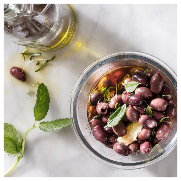 50538140 Свеча греющая ароматическая, весенние травы/мед коричневый, 3,5 часа, 30 шт.