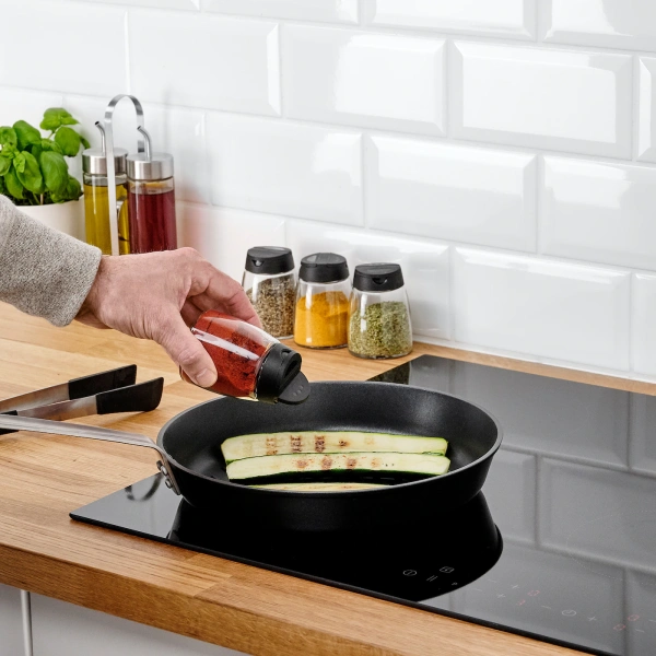 20152870 Банка для специй, стекло/черный, 15 сл, 4 шт.