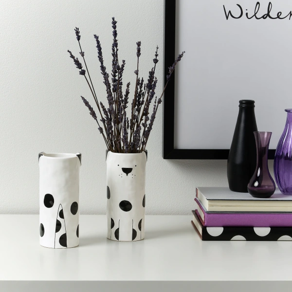 60466307 Ваза, собака белый с оттенком, 15 см