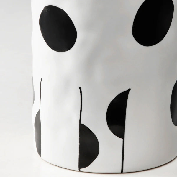 60466307 Ваза, собака белый с оттенком, 15 см