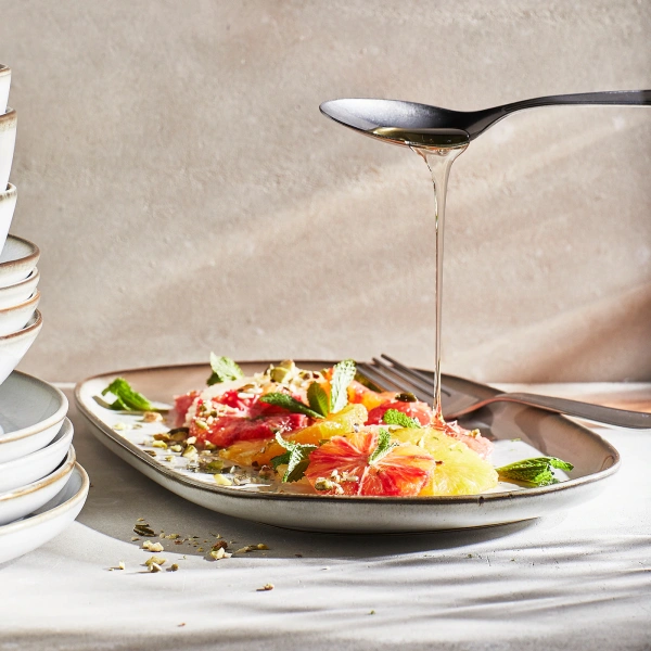 00457160 Тарелка, серый, 31x19 см